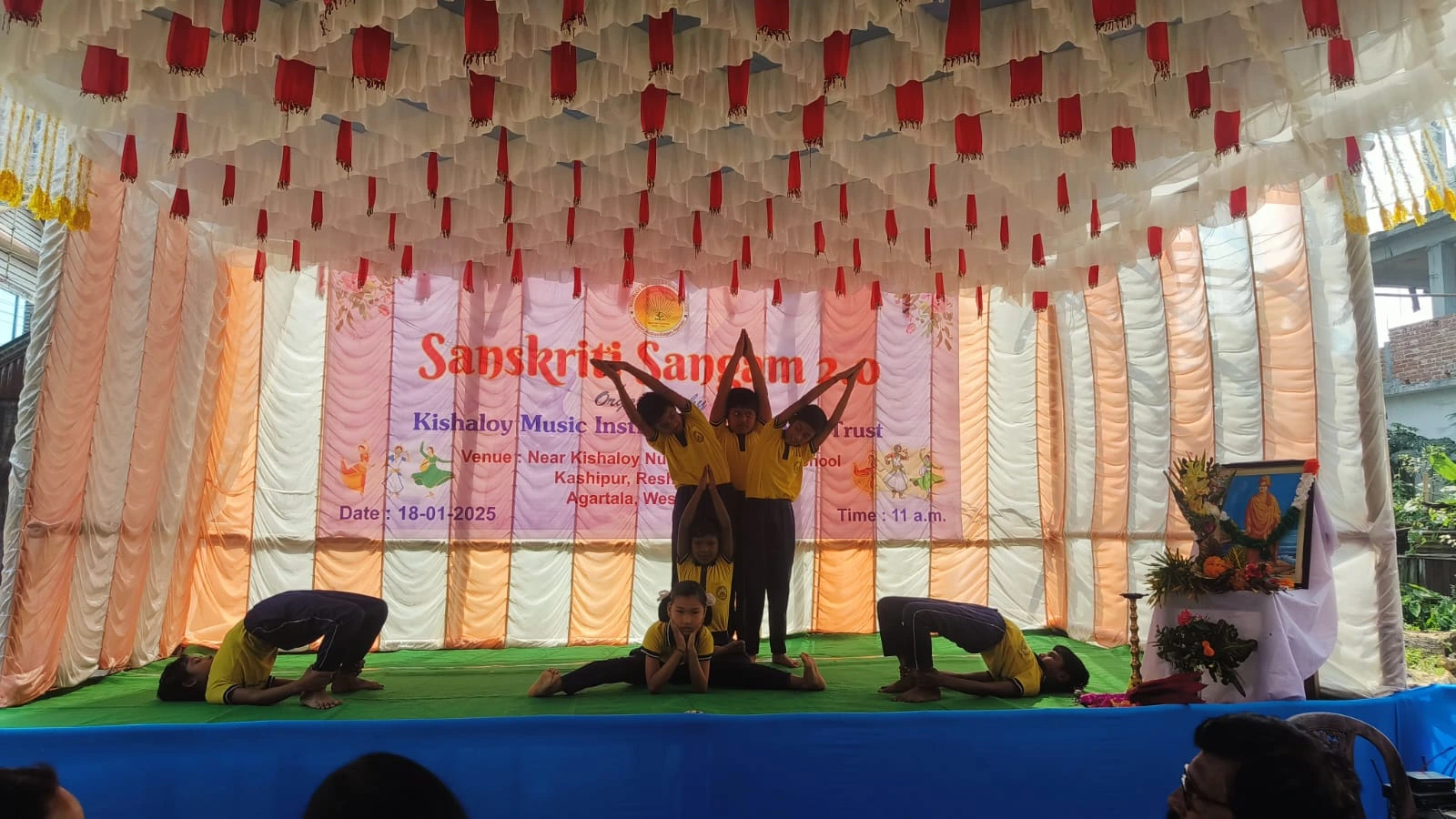 Cultural performance by students